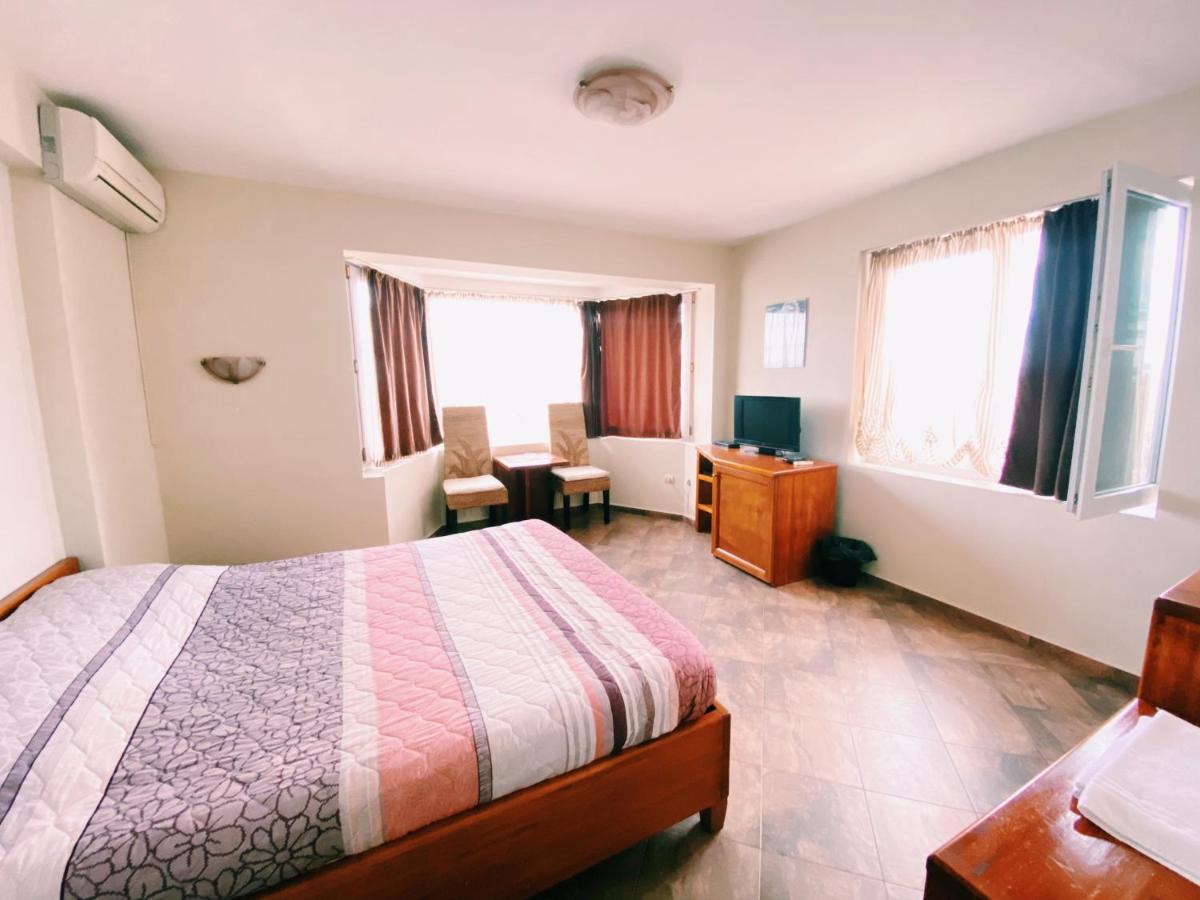 Hotel Fancy Sofia Exteriör bild