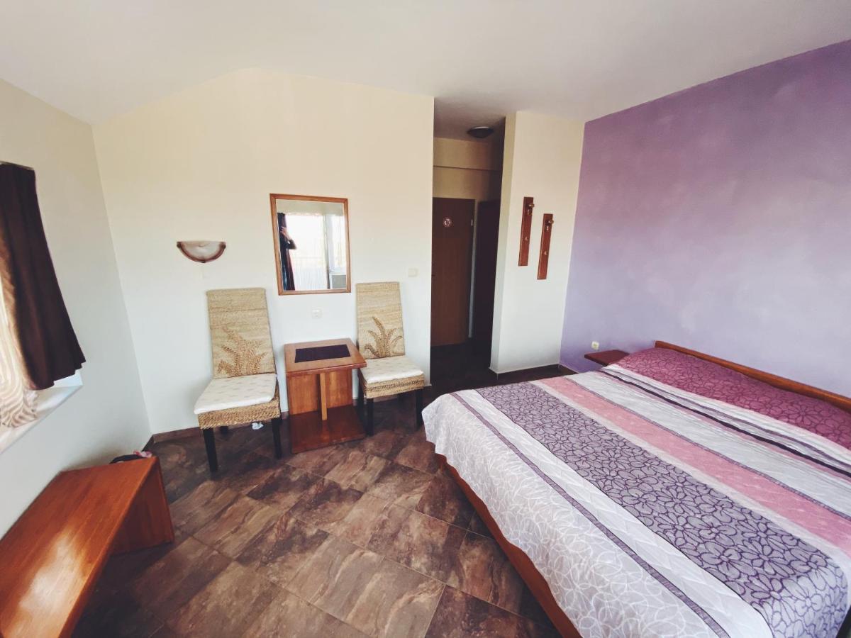 Hotel Fancy Sofia Exteriör bild